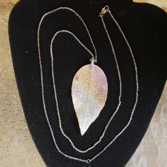 🏡DV Dipped Elm Leaf Pendant Necklace Earrings Set - Picture 4 of 8